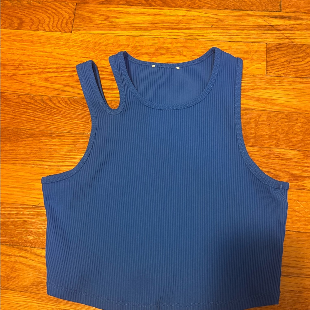 Skims cropped top